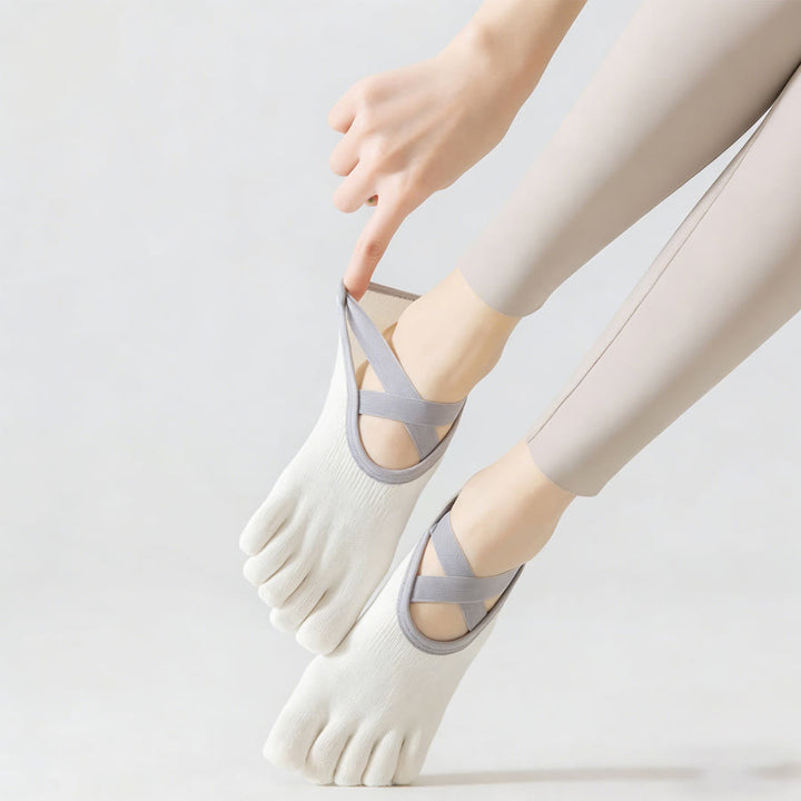 Chaussettes de yoga Olivenorma pour femmes, à cou-de-pied ouvert, cinq orteils et large bride antidérapante, en coton, pour la danse et la barre au sol. - image 5