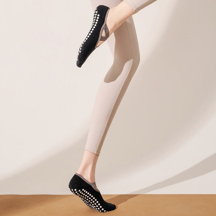 Chaussettes de yoga Olivenorma pour femmes, douces et agréables au toucher, en maille adhérente, antidérapantes et résistantes aux chocs, pour l'entraînement multi-activités. - image 13