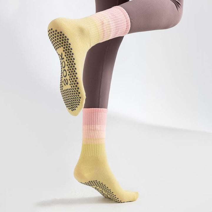 Chaussettes de yoga Olivenorma mi-mollet haute élasticité, antidérapantes, à picots en silicone, résistantes aux chocs et offrant un bon maintien de l'équilibre. - image 18