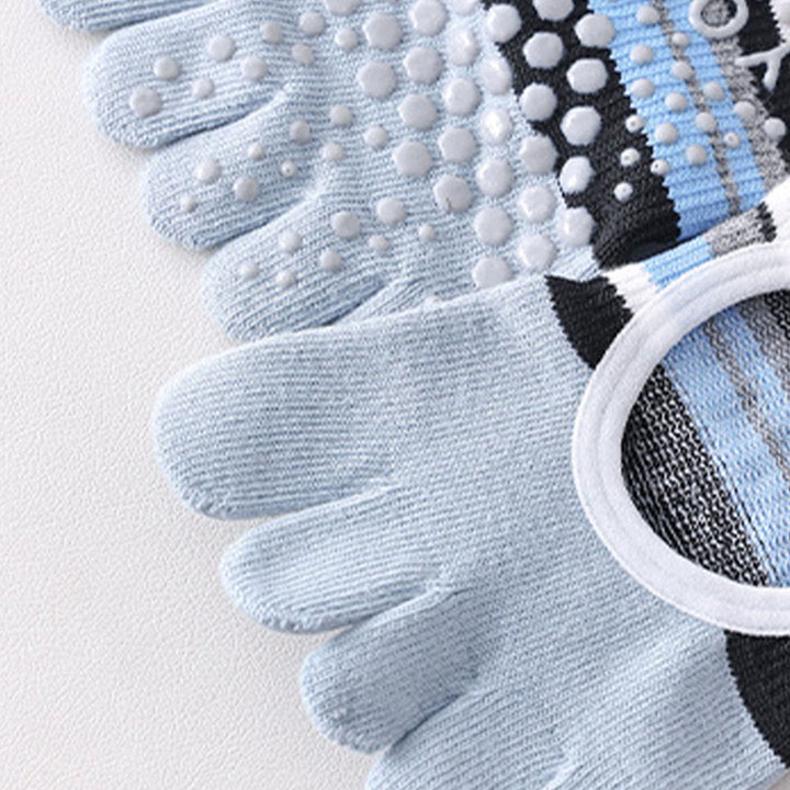 Chaussettes de yoga Olivenorma pour femmes, antidérapantes, silencieuses et respirantes, avec semelles en silicone antidérapantes pour une posture stable et un soulagement de la pression. Idéales pour l'entraînement et le yoga. - image 5