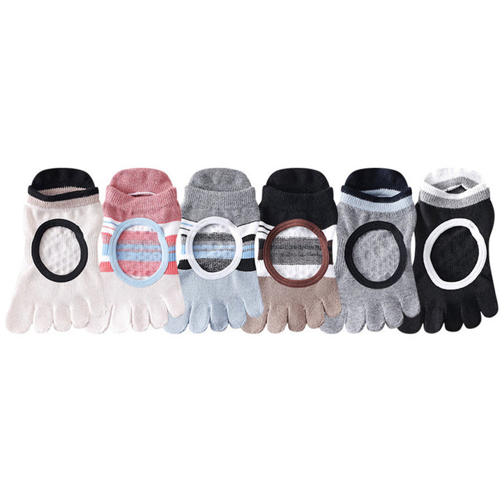 Chaussettes de yoga Olivenorma pour femmes, antidérapantes, silencieuses et respirantes, avec semelles en silicone antidérapantes pour une posture stable et un soulagement de la pression. Idéales pour l'entraînement et le yoga. - image 1