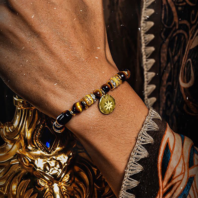 Bracelet à perles gravé avec breloque soleil en pierre œil de tigre Olivenorma - image 4