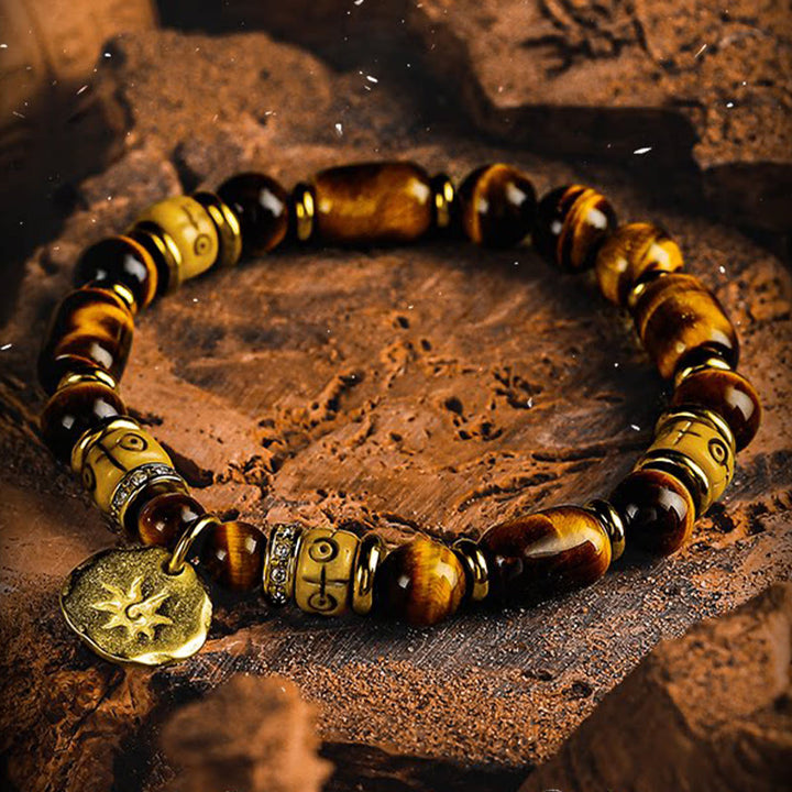 Bracelet à perles gravé avec breloque soleil en pierre œil de tigre Olivenorma - image 1