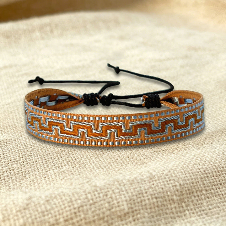 Bracelet d'amitié tressé ajustable Olivenorma à motif tribal multicolore - Aztèque brun - image 7