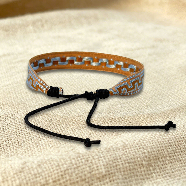 Bracelet d'amitié tressé ajustable Olivenorma à motif tribal multicolore - image 8