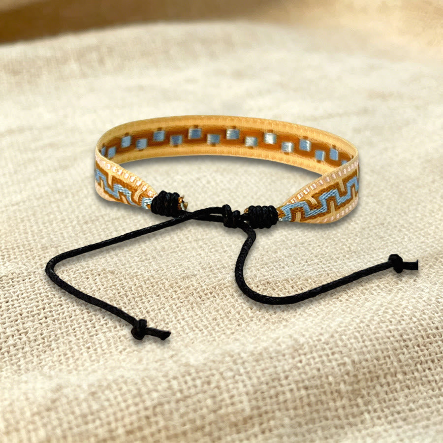 Bracelet d'amitié tressé ajustable Olivenorma à motif tribal multicolore - image 6