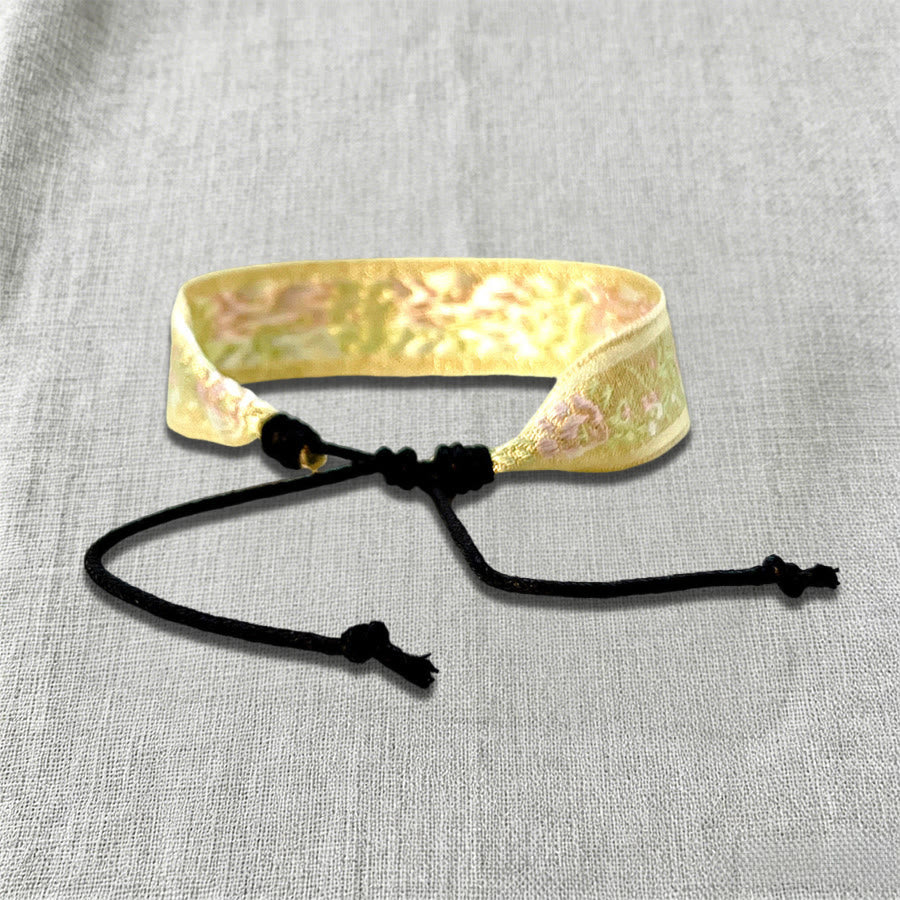 Bracelet ethnique tressé à la main Olivenorma à motif tribal orné - image 11