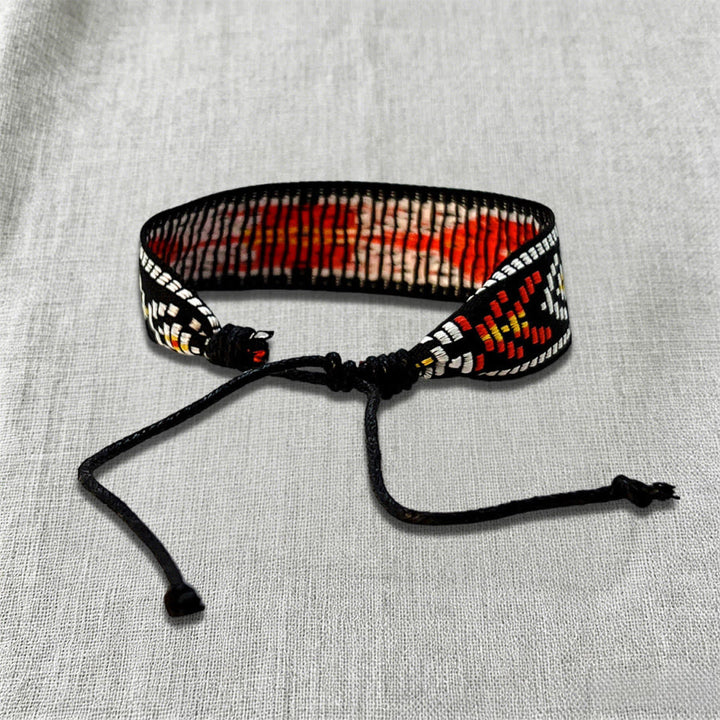 Bracelet ethnique tressé à la main Olivenorma à motif tribal orné - image 9