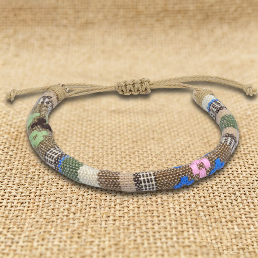 Bracelet d'amitié tressé à la main en fil de coton Olivenorma, motif ethnique bohème - Beige tribal - image 12