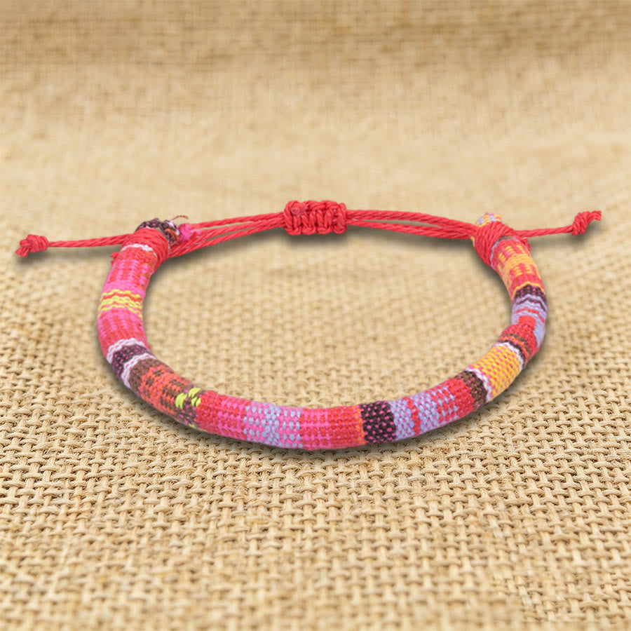 Bracelet d'amitié tressé à la main en fil de coton Olivenorma, motif ethnique bohème - rose et rouge bohème - image 17