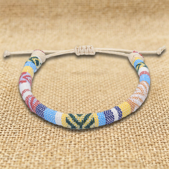 Bracelet d'amitié tressé à la main en fil de coton Olivenorma, motif ethnique bohème - Beige pastel - image 22