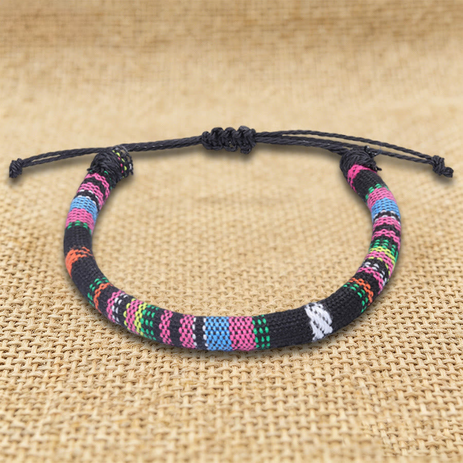 Bracelet d'amitié tressé à la main en fil de coton Olivenorma, motif ethnique bohème - Noir multicolore - image 25