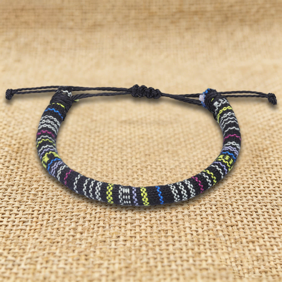 Bracelet d'amitié tressé à la main en fil de coton Olivenorma, motif ethnique bohème - Néon noir - image 28