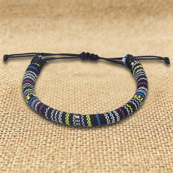 Bracelet d'amitié tressé à la main en fil de coton Olivenorma, motif ethnique bohème - Néon noir - image 28