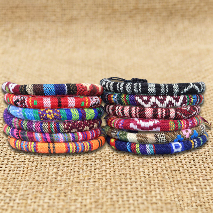 Bracelet d'amitié tressé à la main en fil de coton Olivenorma, motif ethnique bohème - image 4