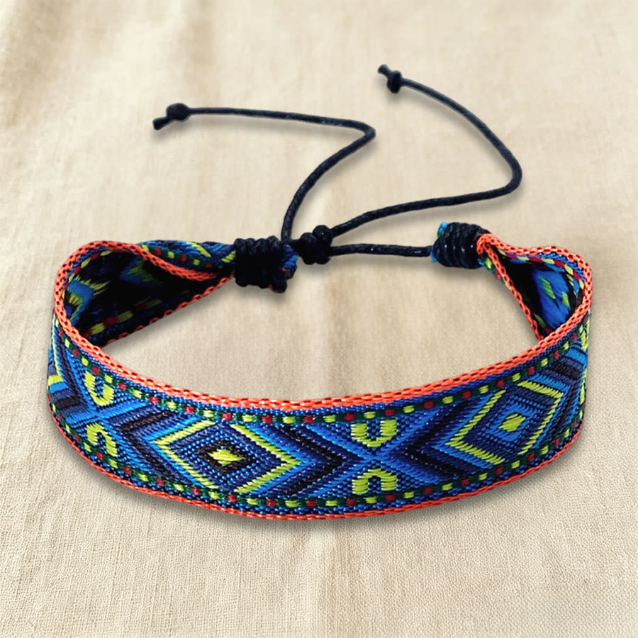 Bracelet tressé Olivenorma à motif ethnique géométrique tribal, ajustable et noué, idéal au quotidien et pour les fêtes. - image 11