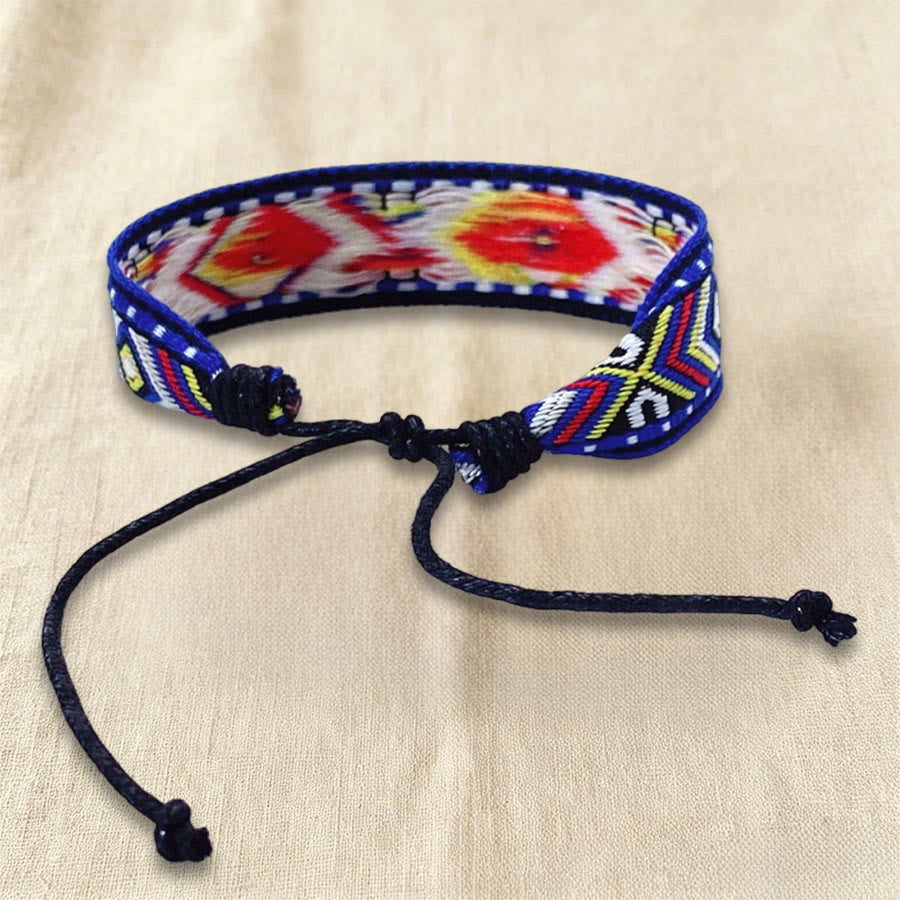 Bracelet tressé Olivenorma à motif ethnique géométrique tribal, ajustable et noué, idéal au quotidien et pour les fêtes. - image 23