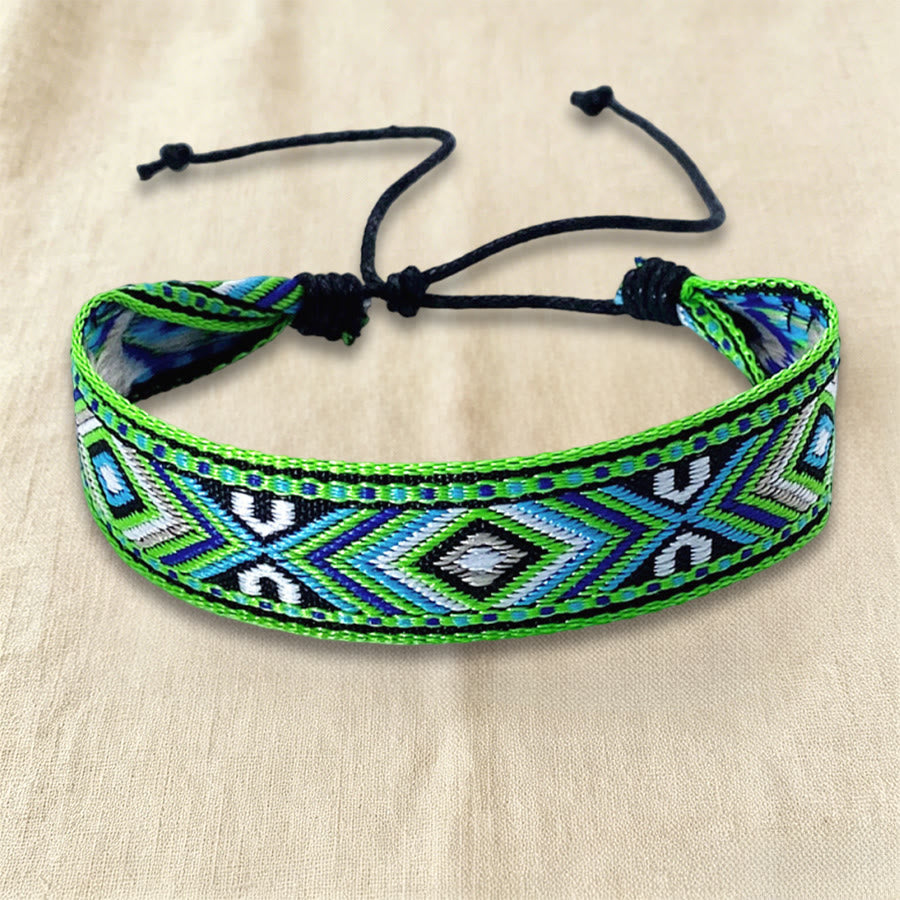 Bracelet tressé Olivenorma à motif ethnique géométrique tribal, ajustable et noué, idéal au quotidien et pour les fêtes. - image 16