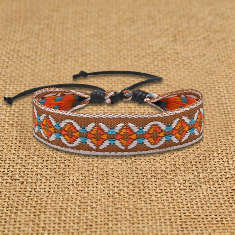 Bracelet d'amitié tressé à nœud coulissant géométrique ethnique aztèque Olivenorma fait main - Chevron beige - image 2