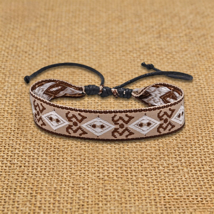 Bracelet d'amitié tressé à nœud coulissant géométrique ethnique aztèque Olivenorma fait main - Diamant brun - image 1