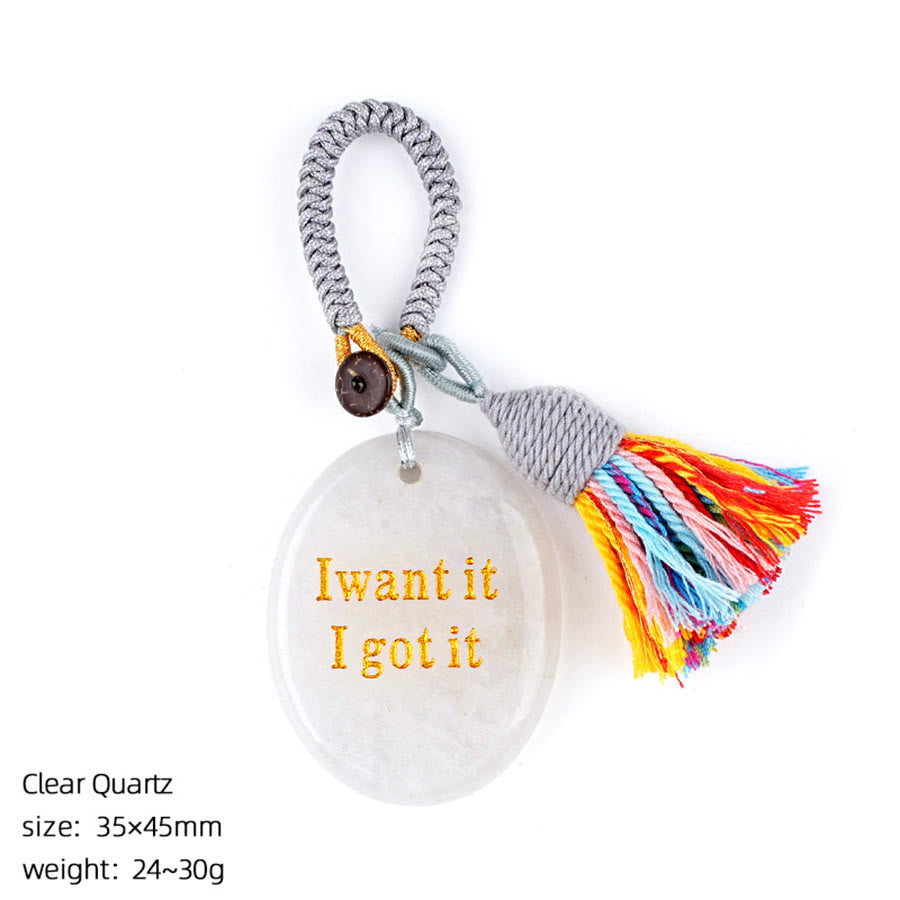 Olivenorma « Je le veux, je l'ai » Pierre à soucis en pierre naturelle gravée avec pompon - Quartz clair - image 29