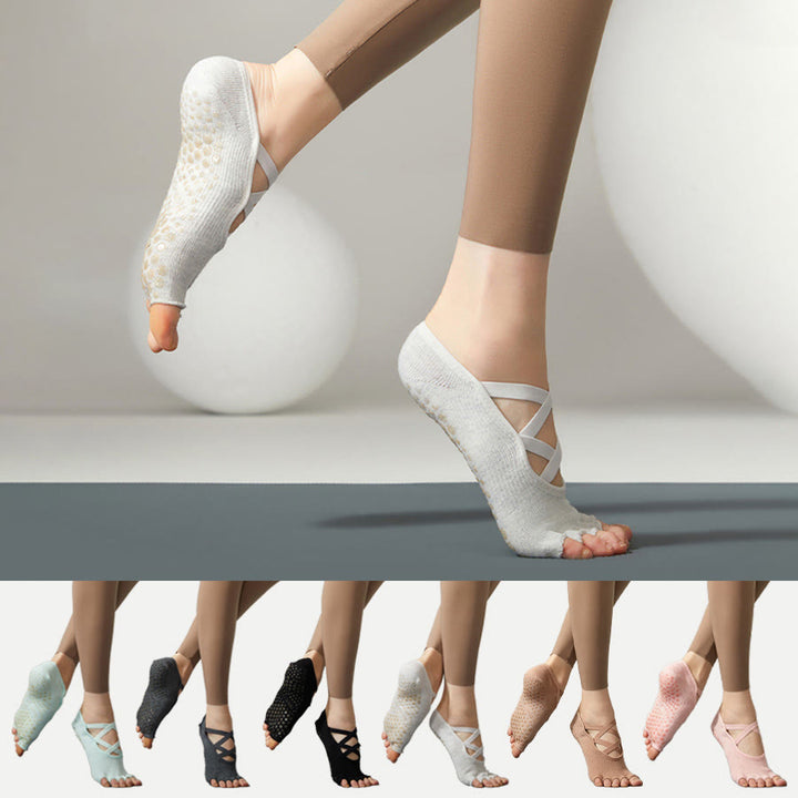 Chaussettes de yoga Olivenorma antidérapantes à brides croisées pour femmes, idéales pour le yoga, le pilates et le barre. - image 0