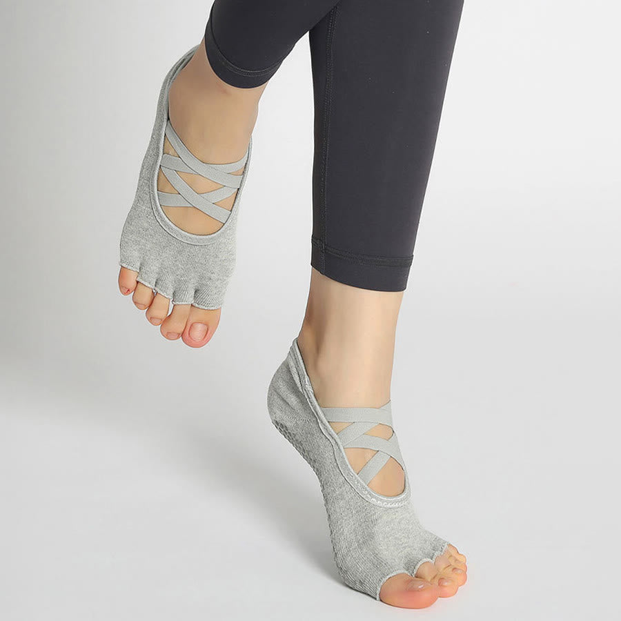 Chaussettes de yoga Olivenorma pour femmes, antidérapantes, à brides croisées et bout ouvert, offrant une adhérence optimale - image 32