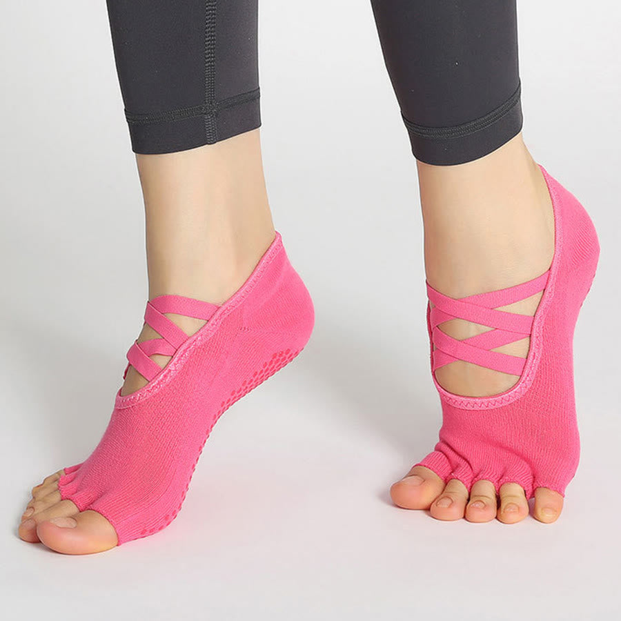 Chaussettes de yoga Olivenorma pour femmes, antidérapantes, à brides croisées et bout ouvert, offrant une adhérence optimale - image 4