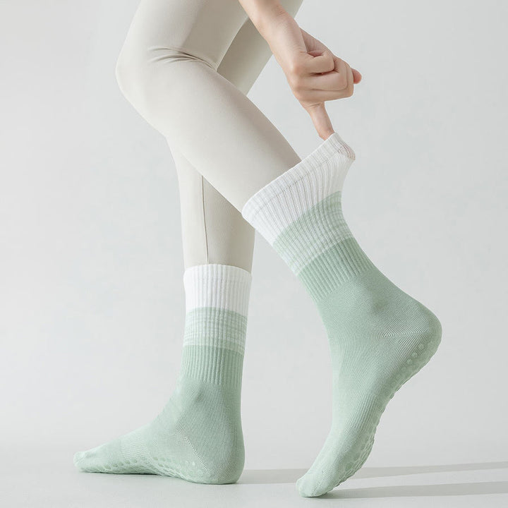 Chaussettes de yoga Olivenorma bicolores mi-mollet antidérapantes à picots en silicone pour femmes - image 22