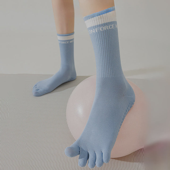 Chaussettes de yoga Olivenorma Secure-Fit à cinq orteils, antidérapantes et à bord contrasté pour femmes - image 12