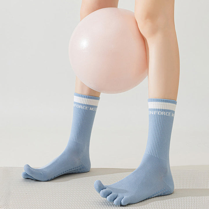 Chaussettes de yoga Olivenorma Secure-Fit à cinq orteils, antidérapantes et à bord contrasté pour femmes - image 15