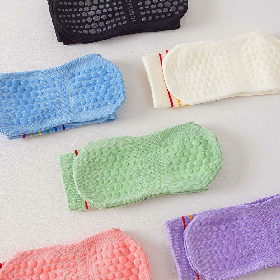 Chaussettes de yoga Olivenorma à rayures arc-en-ciel, mi-mollet, antidérapantes et amortissantes pour femmes - image 1