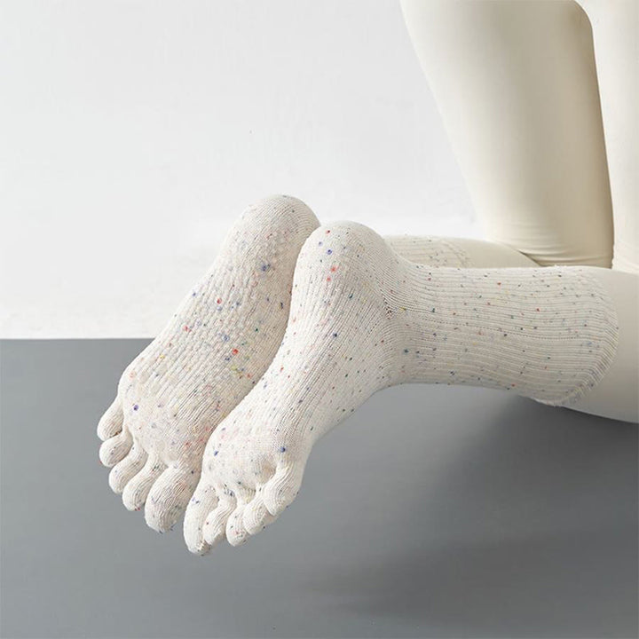 Chaussettes de yoga Olivenorma Stable Traction à cinq orteils, antidérapantes et montantes, pour femmes. - image 7