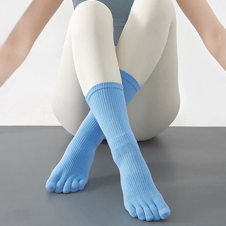 Chaussettes de yoga Olivenorma Stable Traction à cinq orteils, antidérapantes et montantes, pour femmes. - image 5