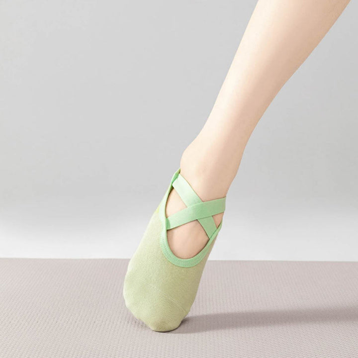 Chaussettes de yoga Olivenorma confortables, antidérapantes et style ballerine pour femmes, idéales pour le fitness en intérieur. - image 12
