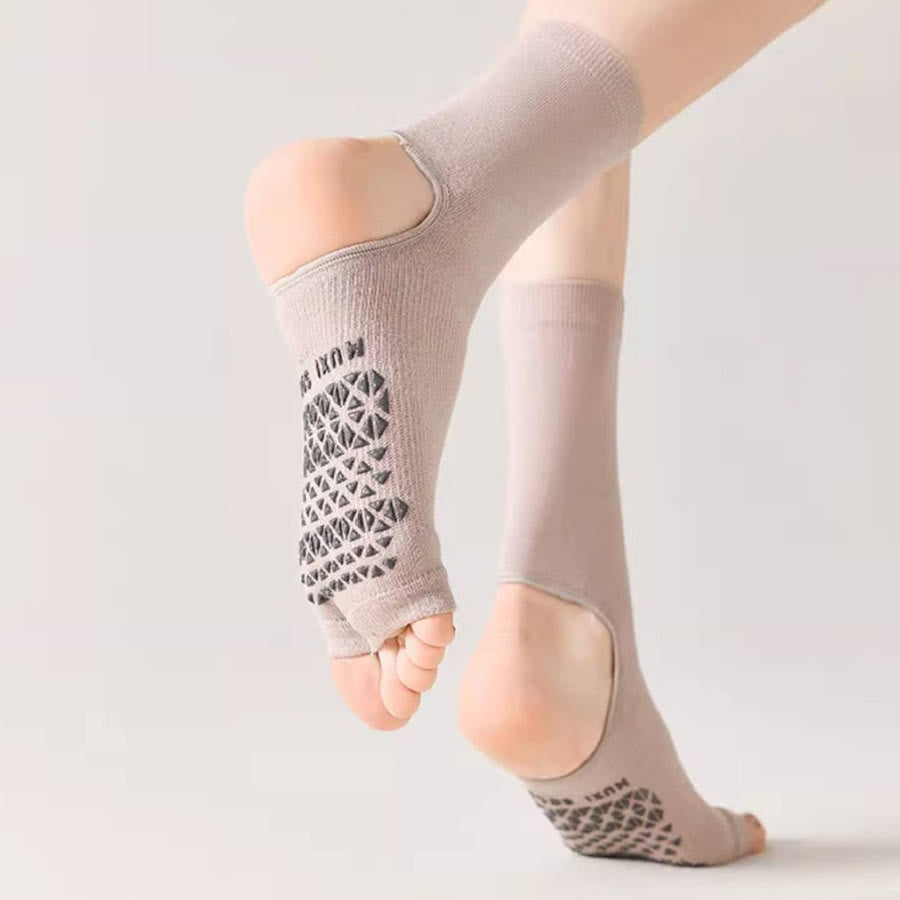 Chaussettes de yoga Olivenorma respirantes mi-mollet antidérapantes avec orteils et talon ouverts pour femmes - image 17
