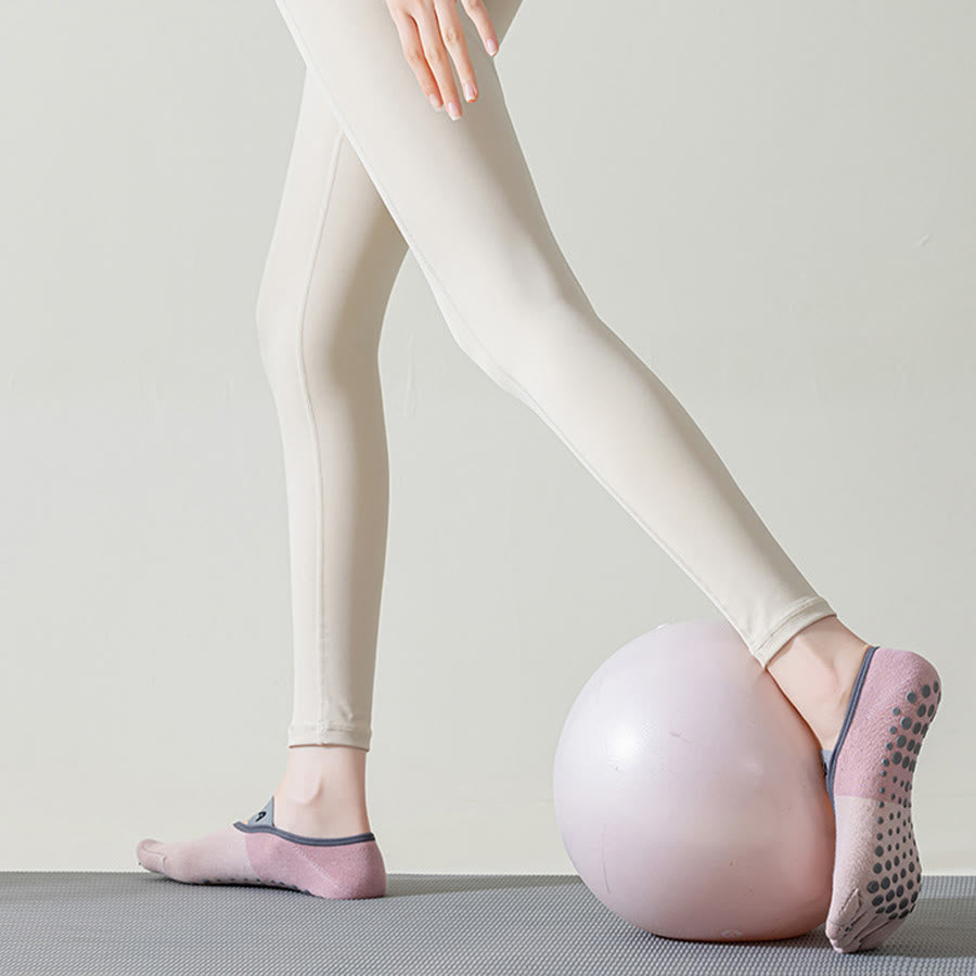 Chaussettes de yoga Olivenorma à cinq orteils, discrètes et antidérapantes, pour femme. - image 7