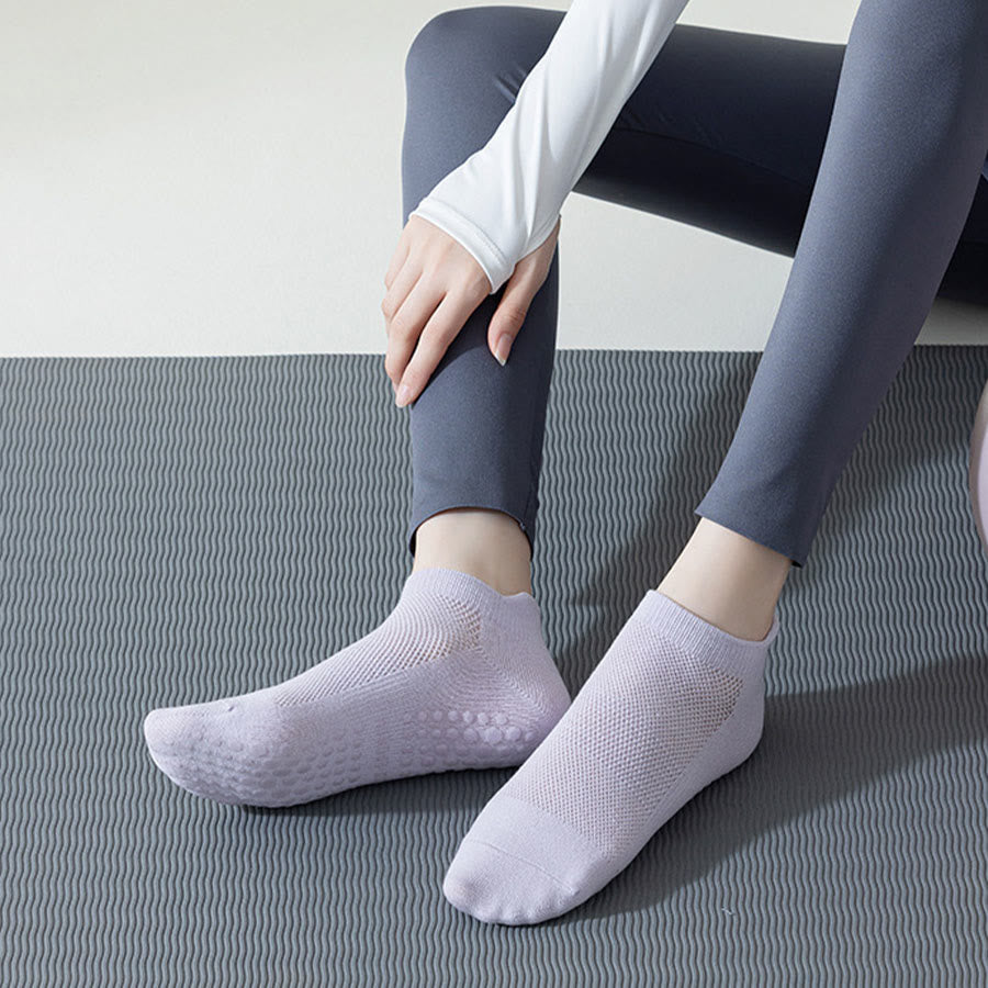 Chaussettes de yoga Olivenorma à semelle intégrale antidérapante pour femmes, idéales pour le fitness en intérieur. - image 11