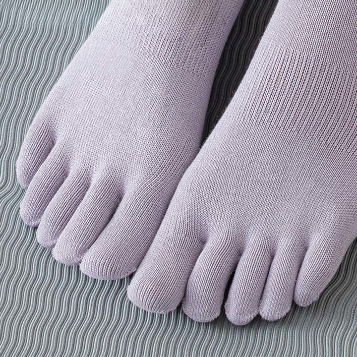 Chaussettes de yoga Olivenorma pour femmes, mi-mollet, semelle intégrale en silicone antidérapante et rembourrage en maille élastique. - image 6