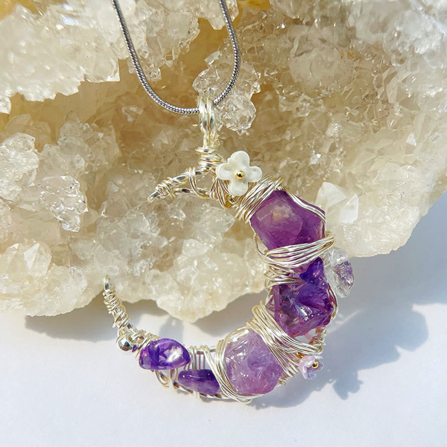 Collier Olivenorma en pierre naturelle avec pendentif croissant de lune pastel fantaisiste et fleurs - image 3