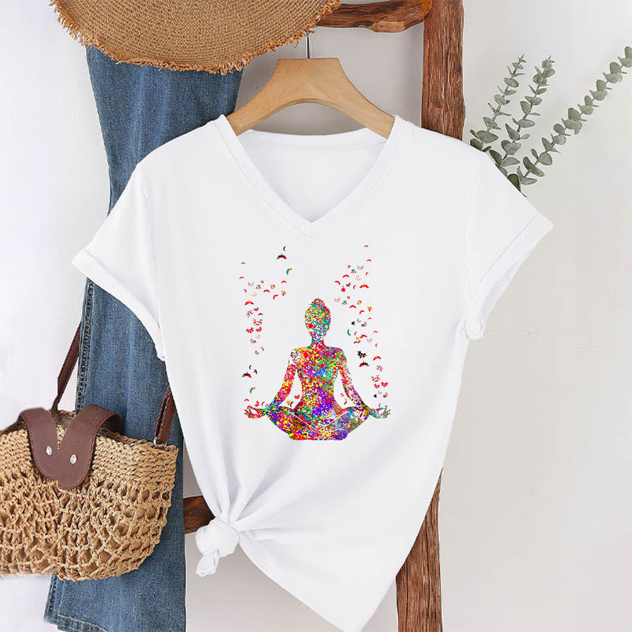 T-shirt Olivenorma à col en V avec silhouette de méditation aquarelle - Blanc - 2XL - image 0