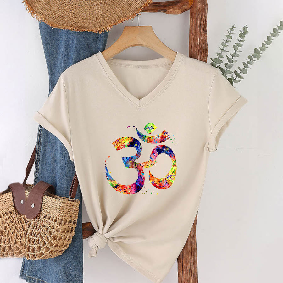 T-shirt à col en V Olivenorma avec motif aquarelle Om et éclaboussures de peinture - Kaki - 2XL - image 3