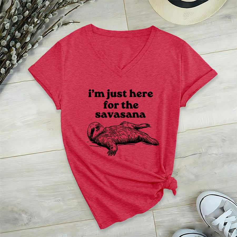 T-shirt à col en V Olivenorma avec citation humoristique sur le paresseux « Savasana » - Rouge - 2XL - image 27