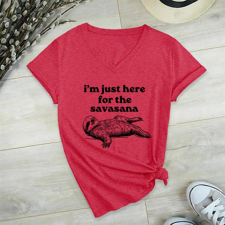 T-shirt à col en V Olivenorma avec citation humoristique sur le paresseux « Savasana » - Rouge - 2XL - image 27
