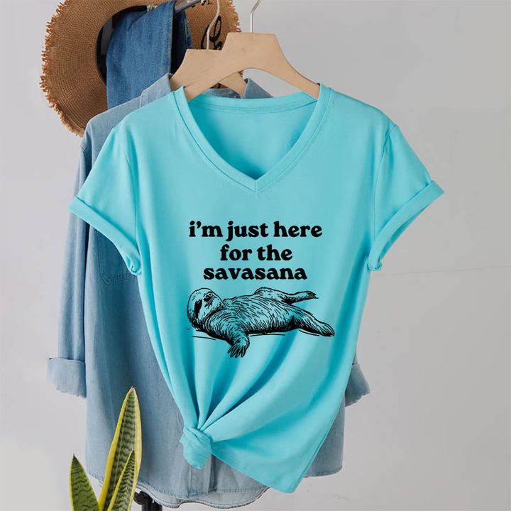 T-shirt à col en V Olivenorma avec citation humoristique sur le paresseux « Savasana » - image 10