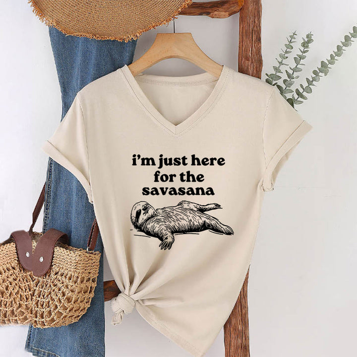T-shirt à col en V Olivenorma avec citation humoristique sur le paresseux « Savasana » - image 4