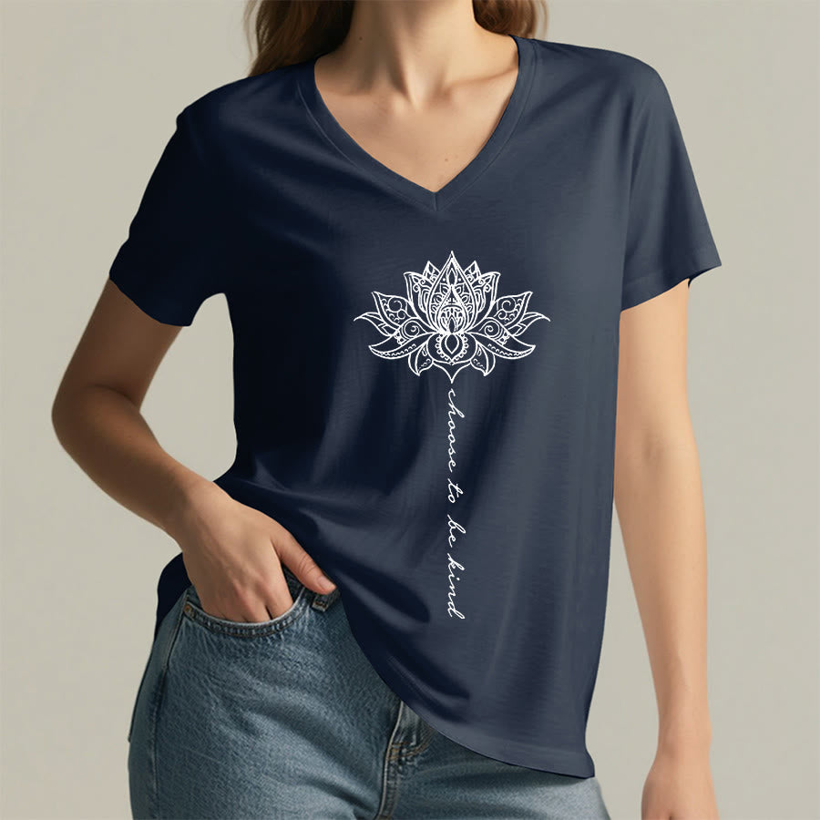 T-shirt Olivenorma « Choisissez la gentillesse » à col en V avec imprimé mandala lotus - image 23