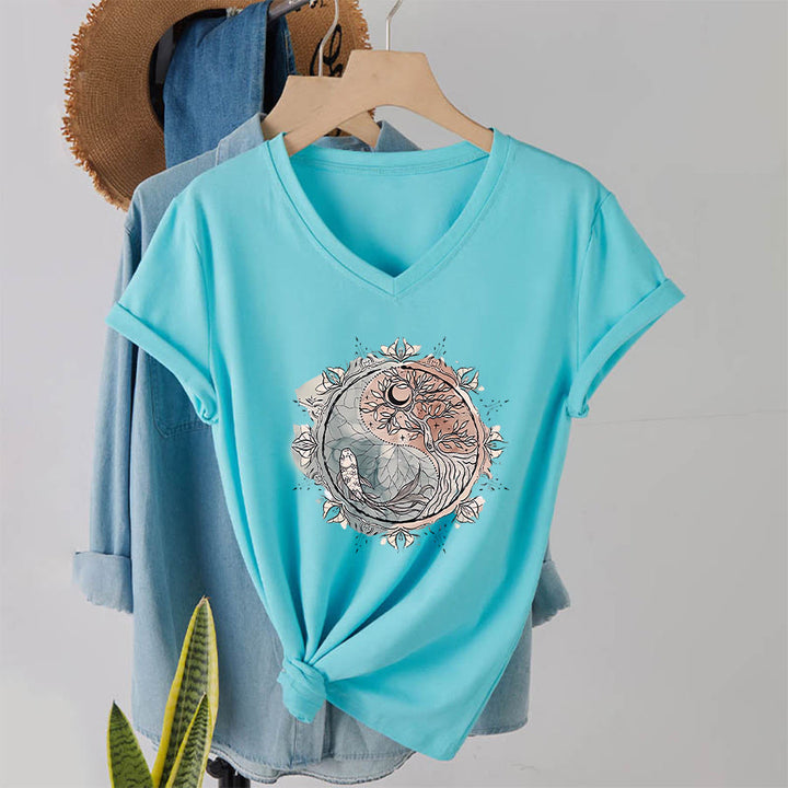 T-shirt à col en V Olivenorma avec motif Yin Yang complexe représentant un arbre et des carpes koï - Lac Bleu - 2XL - image 9