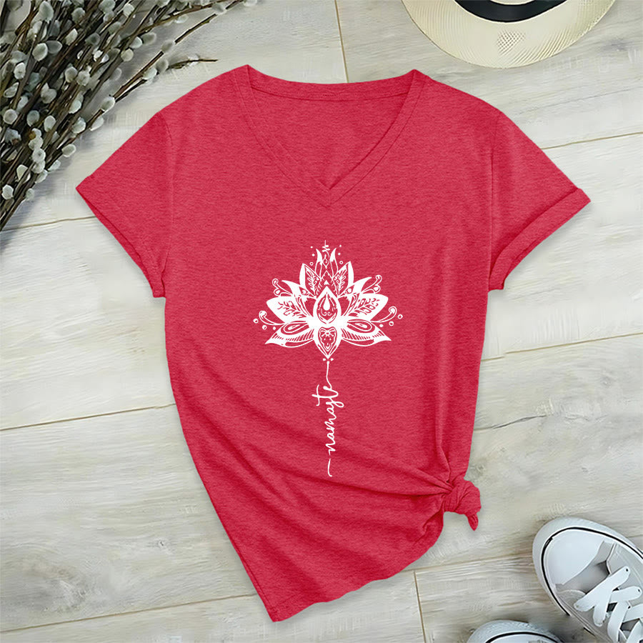 T-shirt à col en V Olivenorma avec motif mandala de lotus complexe et design Namaste - Rouge - 2XL - image 27