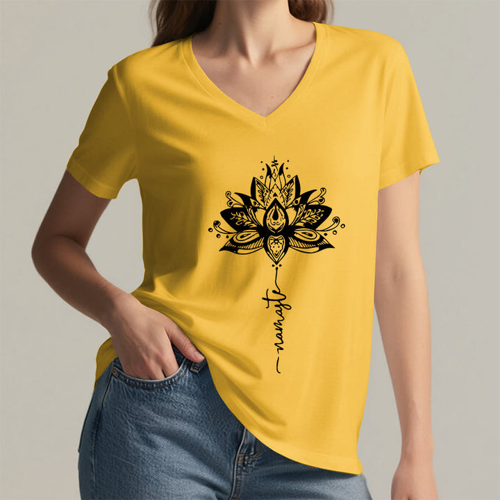 T-shirt à col en V Olivenorma avec motif mandala de lotus complexe et design Namaste - image 32